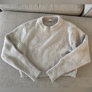 Zara Women's Soft Light Gray Knit Sweater